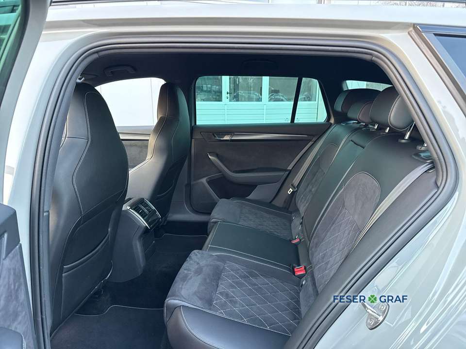 Skoda Superb - Imagem 8