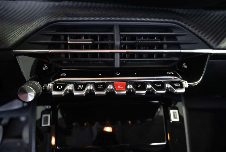 Peugeot 208 - Imagem 10