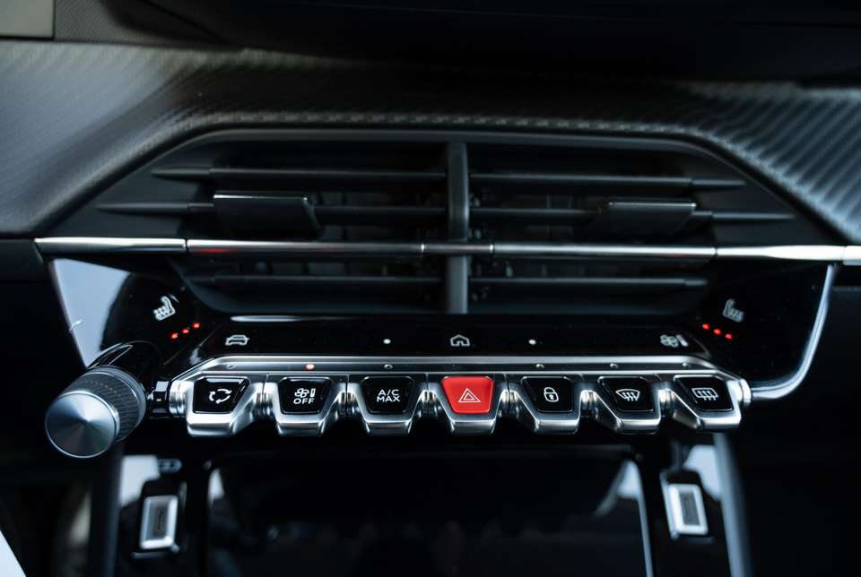 Peugeot 208 - Imagem 10