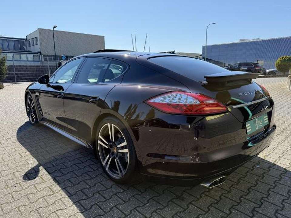 Porsche Panamera - Imagem 8