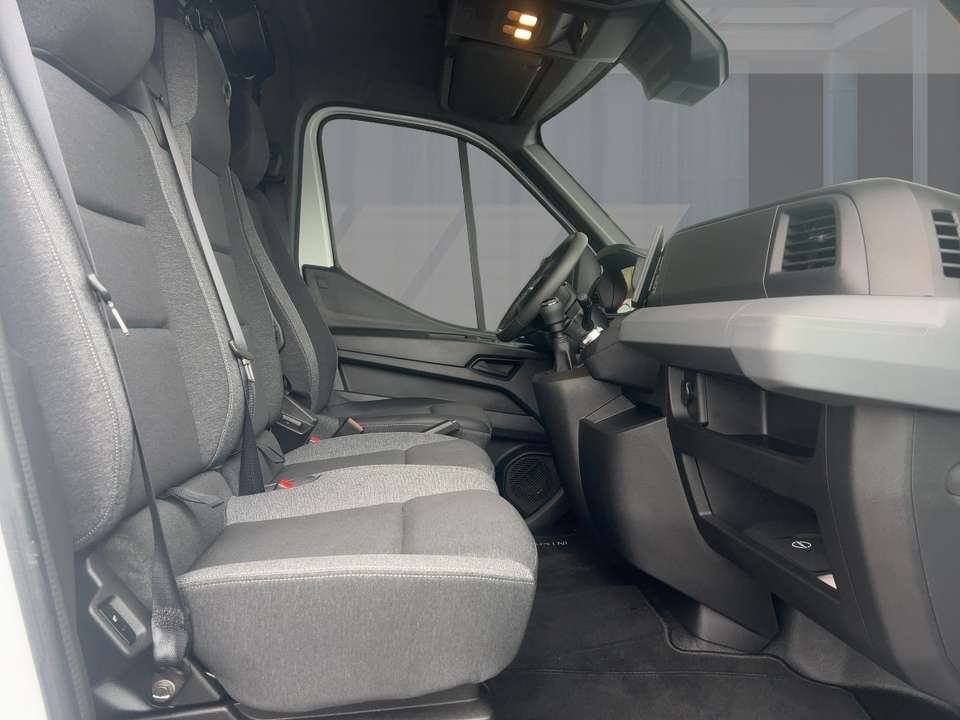 Nissan Interstar - Imagem 8