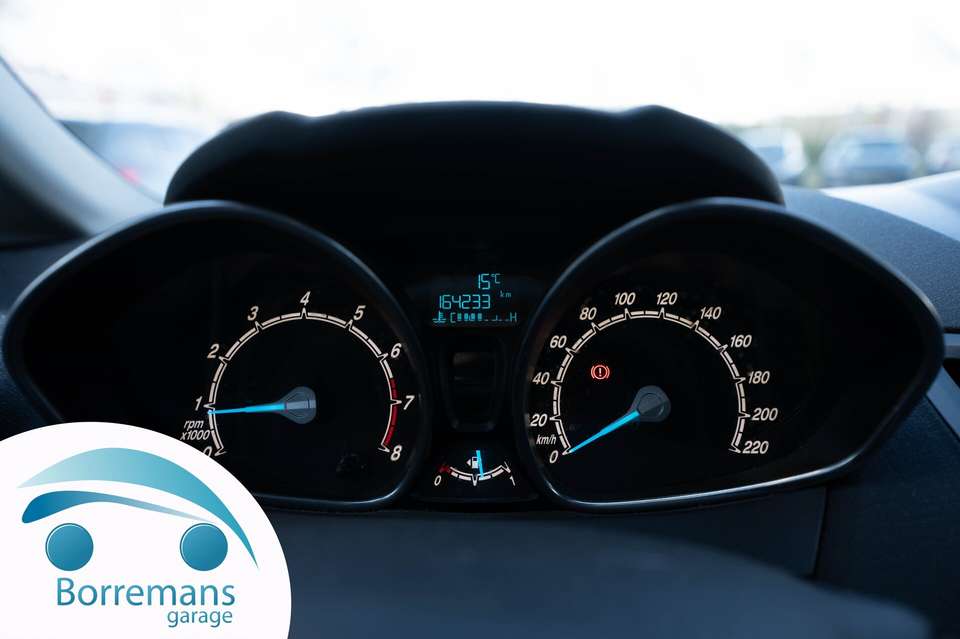 Ford Fiesta - Imagem 9