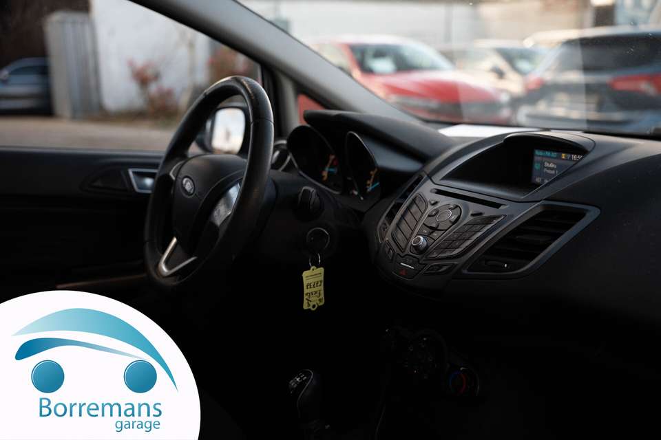 Ford Fiesta - Imagem 13