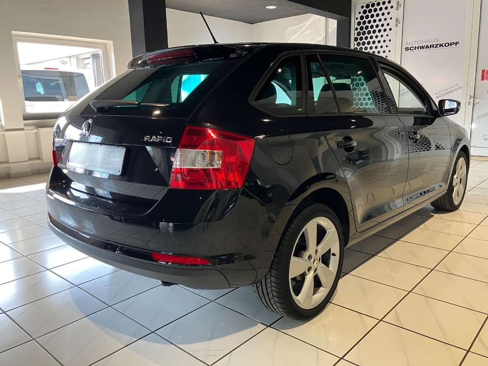 Skoda Rapid/Spaceback - Imagem 6