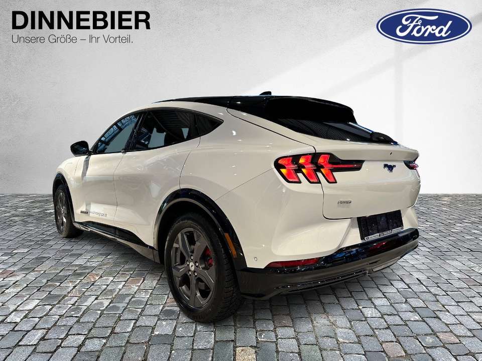 Ford Mustang Mach-E - Imagem 5