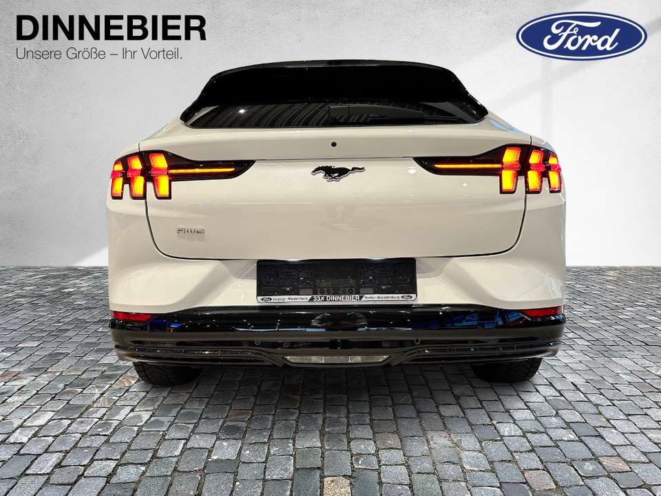 Ford Mustang Mach-E - Imagem 6