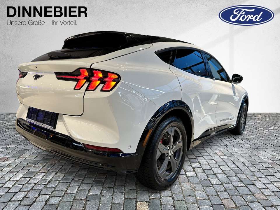 Ford Mustang Mach-E - Imagem 7