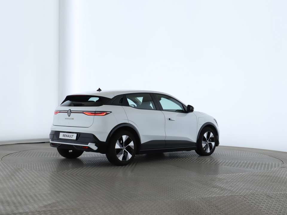 Renault Megane E-Tech - Imagem 7