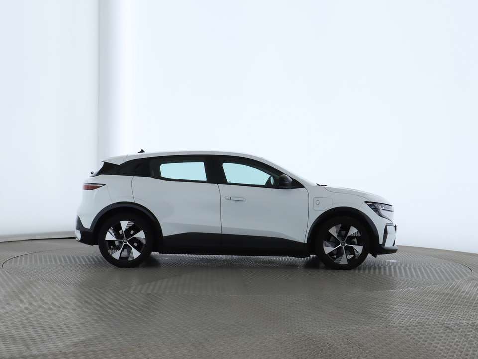 Renault Megane E-Tech - Imagem 8