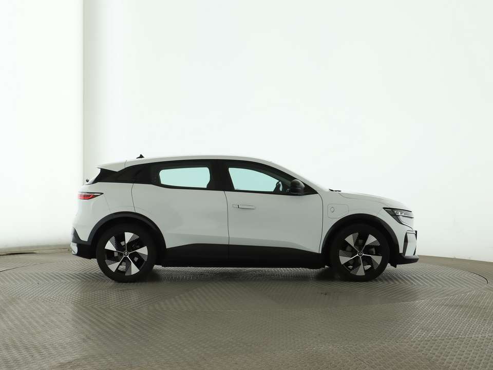 Renault Megane E-Tech - Imagem 8