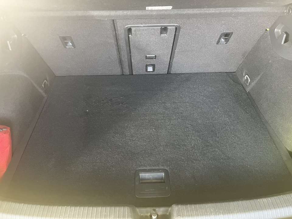 Volkswagen Golf - Imagem 6