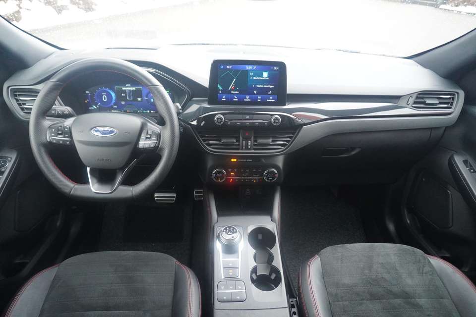 Ford Kuga - Imagem 8