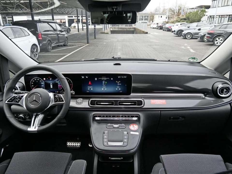 Mercedes-Benz V 300 - Imagem 12