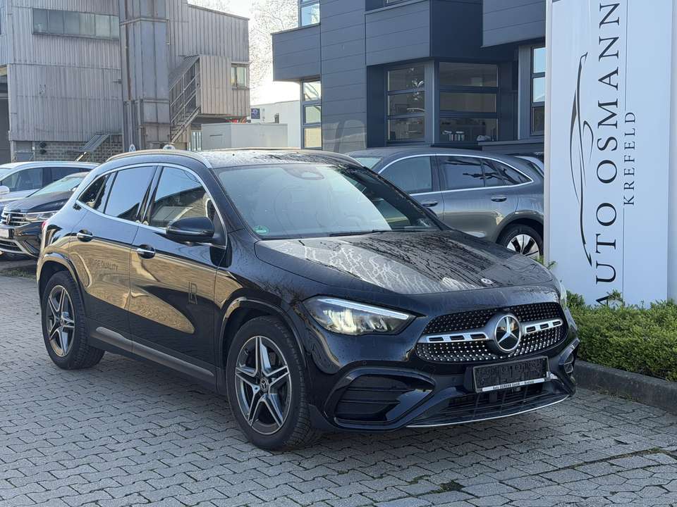 Mercedes-Benz GLA 200 - Imagem 1