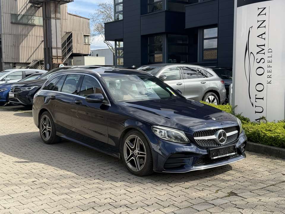 Mercedes-Benz C 220 - Imagem 1