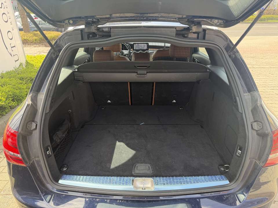 Mercedes-Benz C 220 - Imagem 5