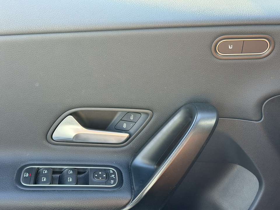 Mercedes-Benz CLA 200 - Imagem 5