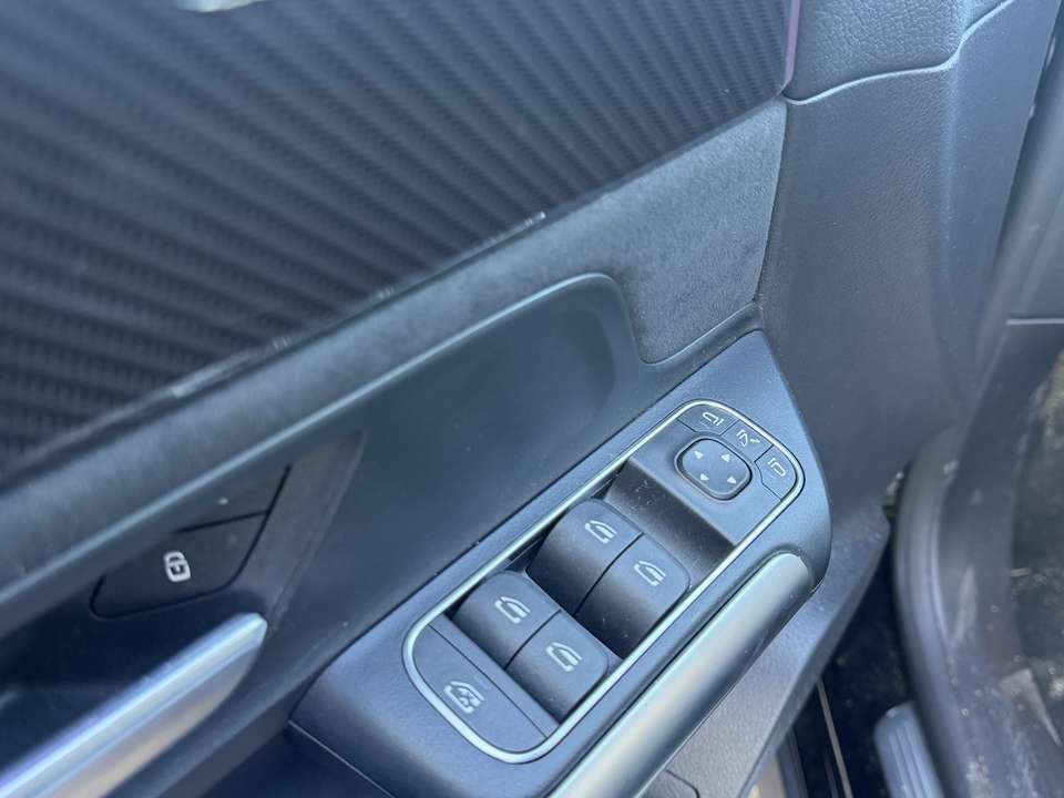 Mercedes-Benz GLA 200 - Imagem 11