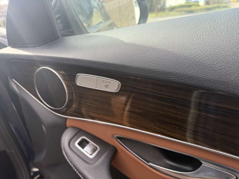 Mercedes-Benz C 220 - Imagem 11