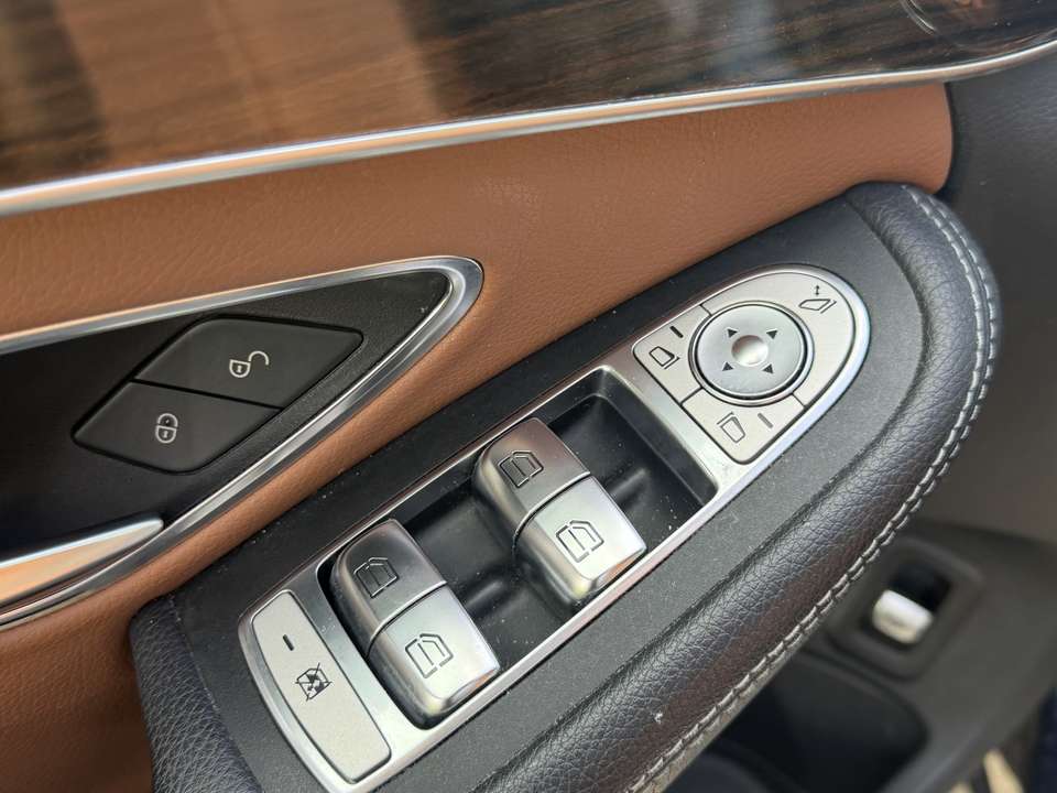 Mercedes-Benz C 220 - Imagem 15