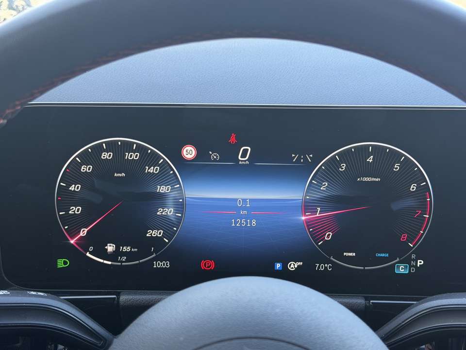 Mercedes-Benz GLA 200 - Imagem 15