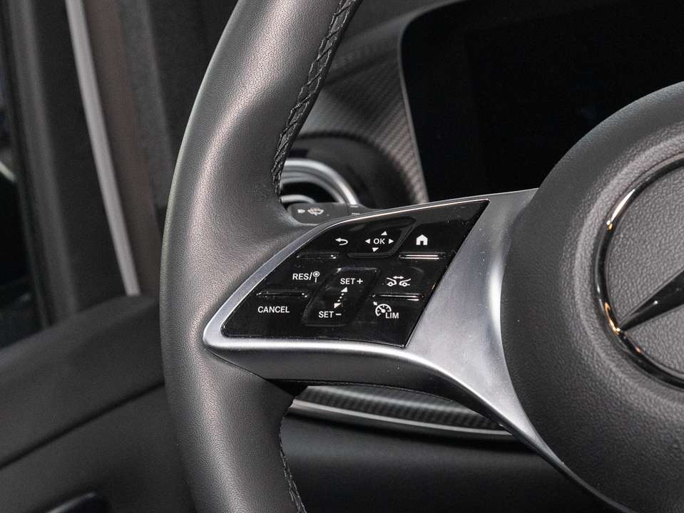 Mercedes-Benz V 300 - Imagem 9