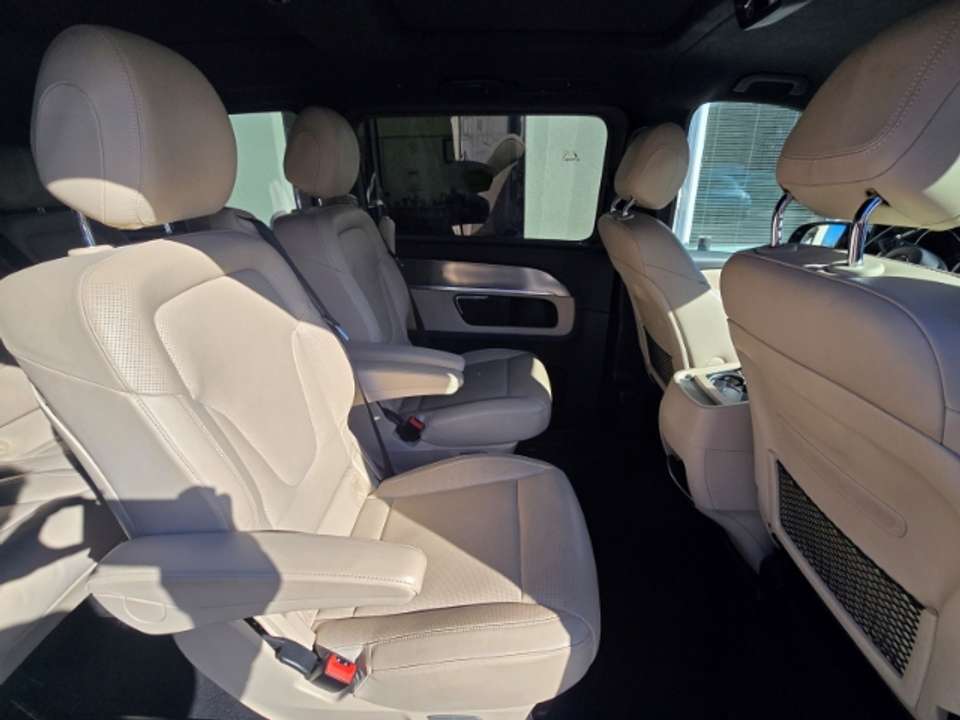 Mercedes-Benz V 250 - Imagem 9