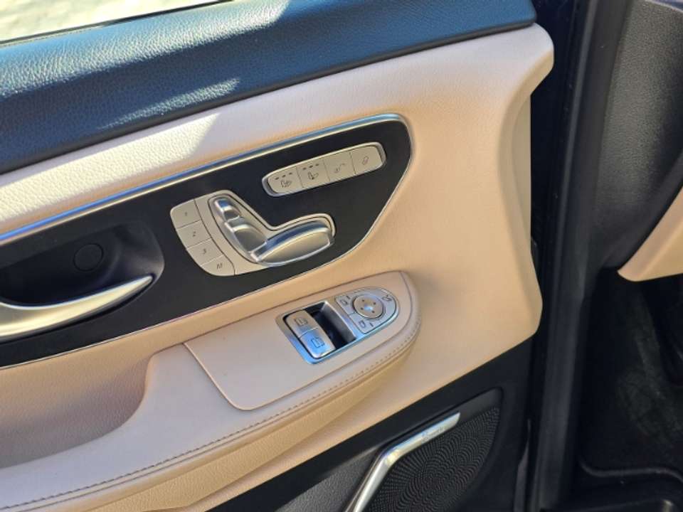 Mercedes-Benz V 250 - Imagem 15