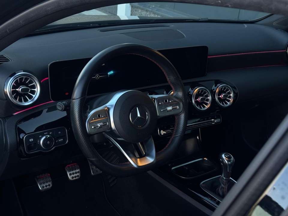 Mercedes-Benz A 160 - Imagem 11