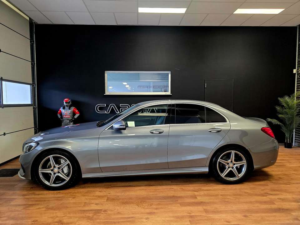 Mercedes-Benz C 200 - Imagem 5