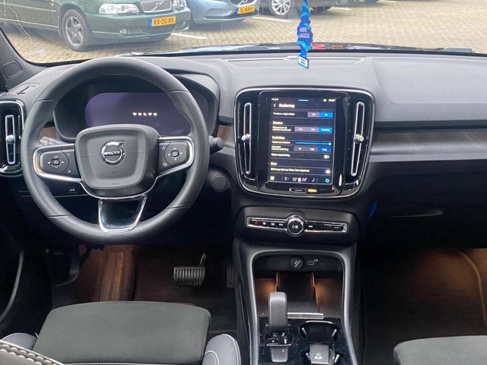 Volvo C40 - Imagem 4