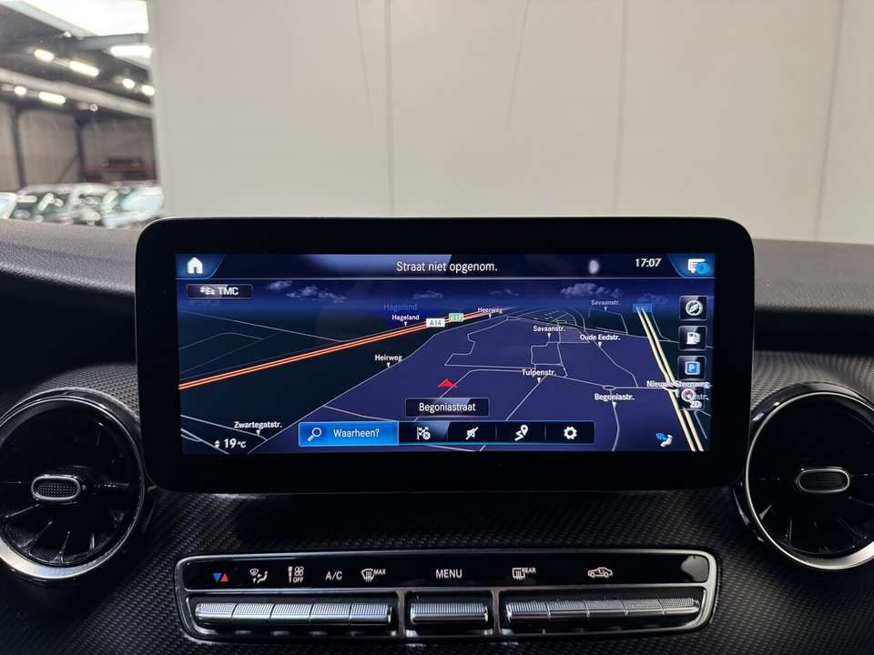 Mercedes-Benz V 300 - Imagem 14