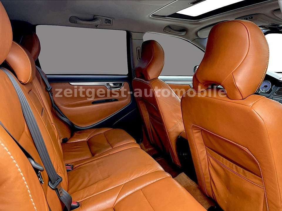 Volvo V70 - Imagem 14