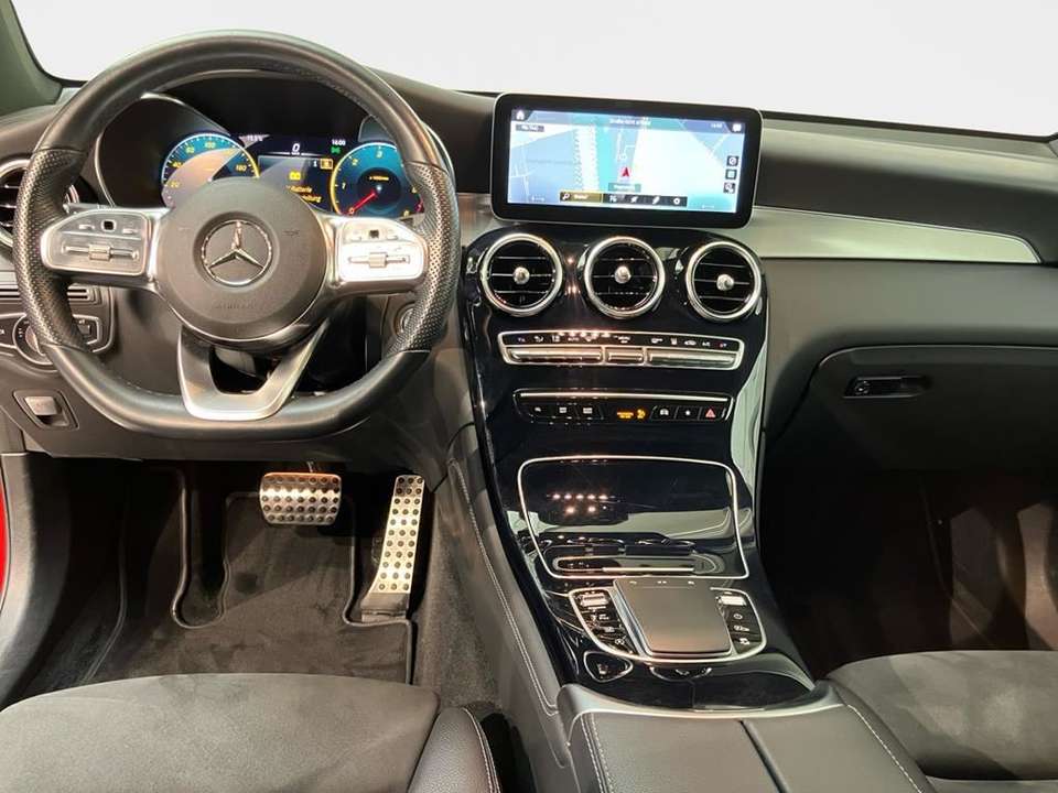 Mercedes-Benz GLC 220 - Imagem 9