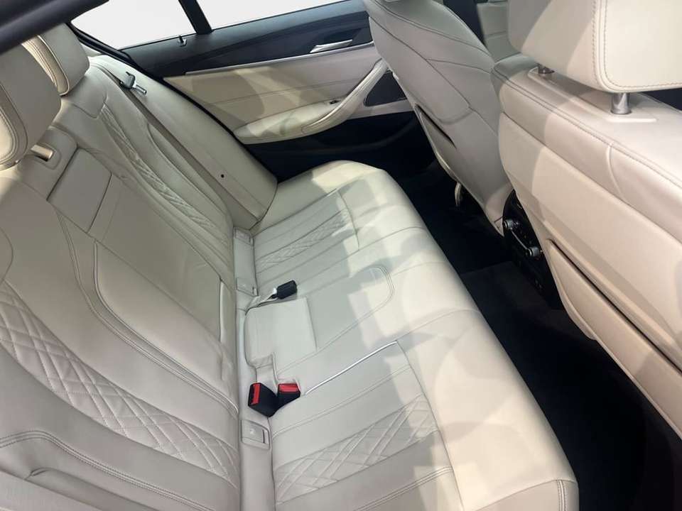 BMW 530 - Imagem 14