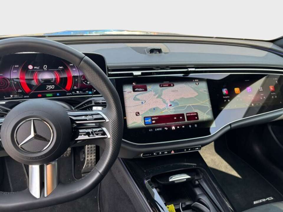 Mercedes-Benz E 300 - Imagem 9