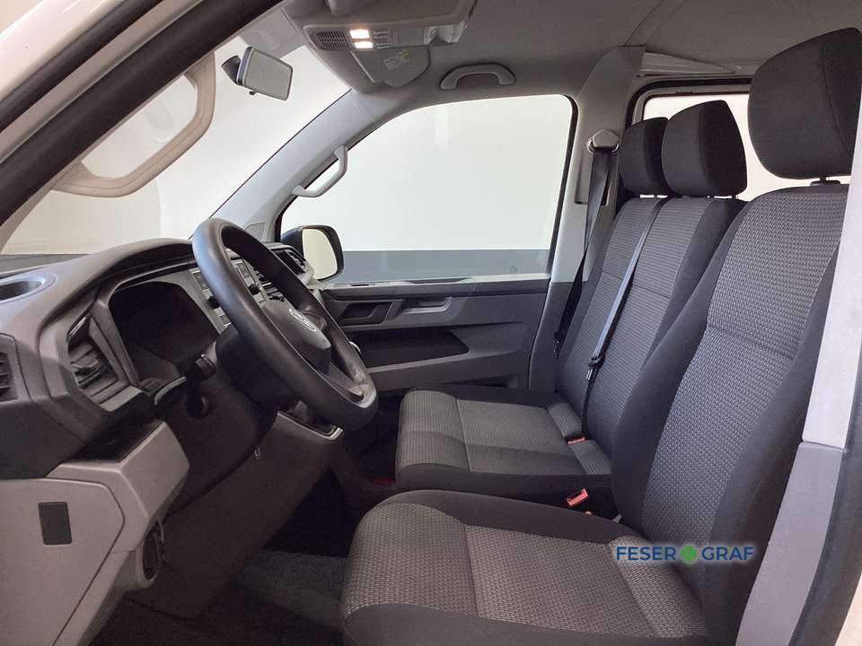 Volkswagen T6.1 Transporter - Imagem 9