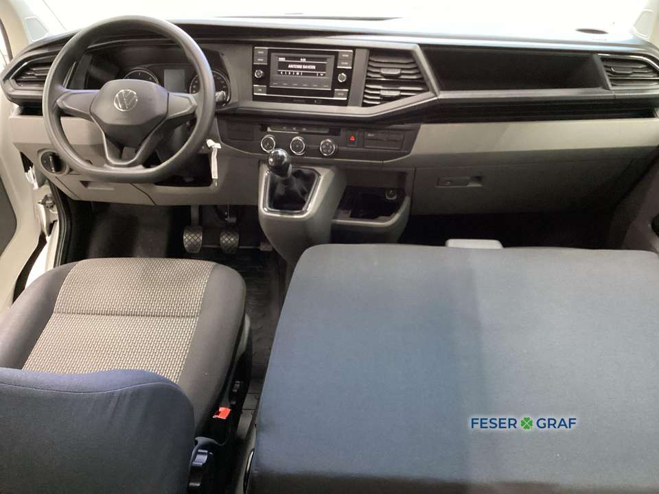 Volkswagen T6.1 Transporter - Imagem 11