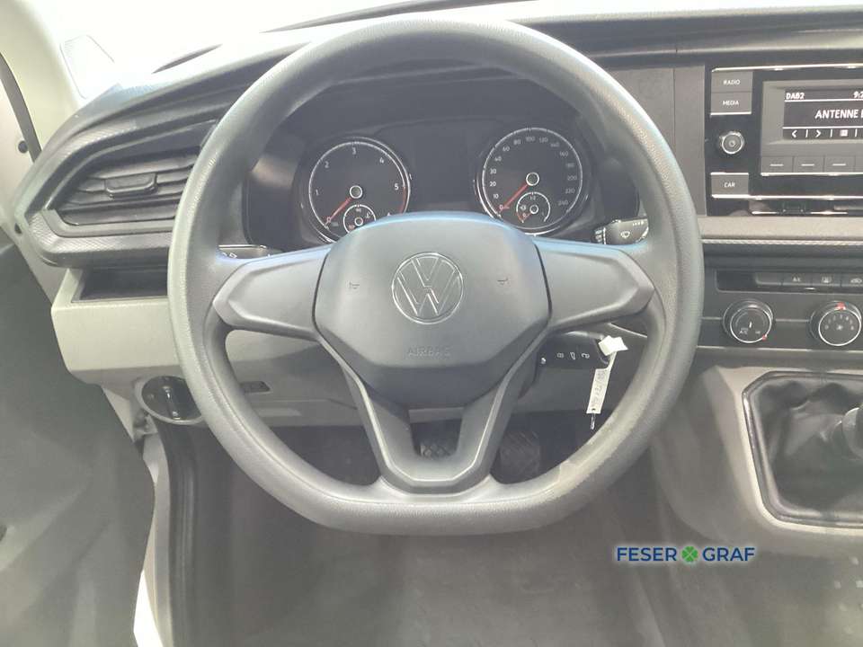 Volkswagen T6.1 Transporter - Imagem 12