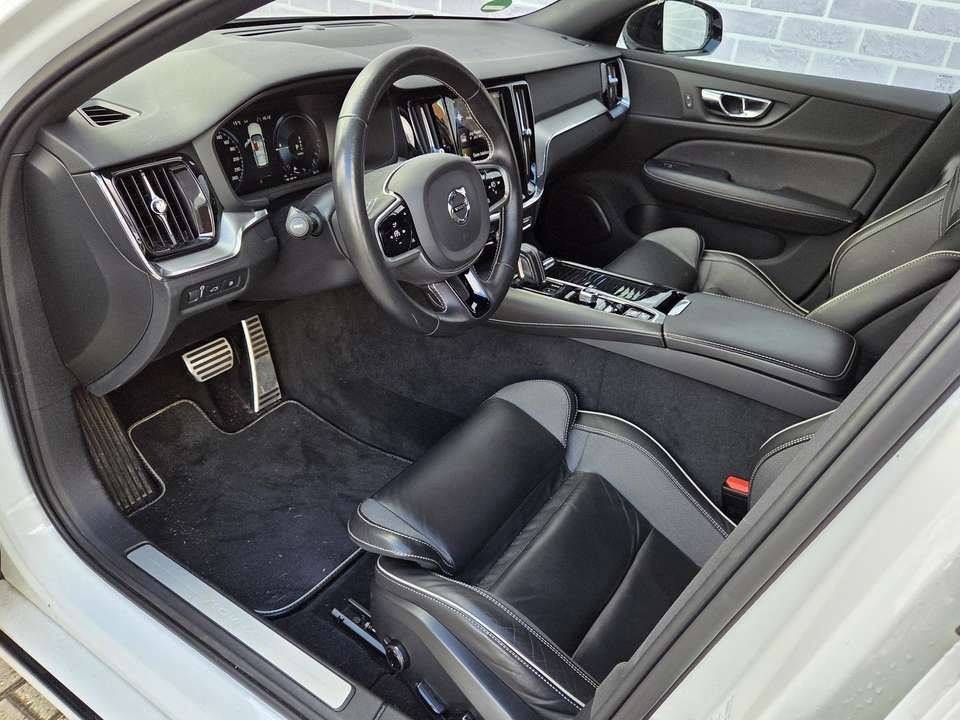 Volvo V60 - Imagem 4