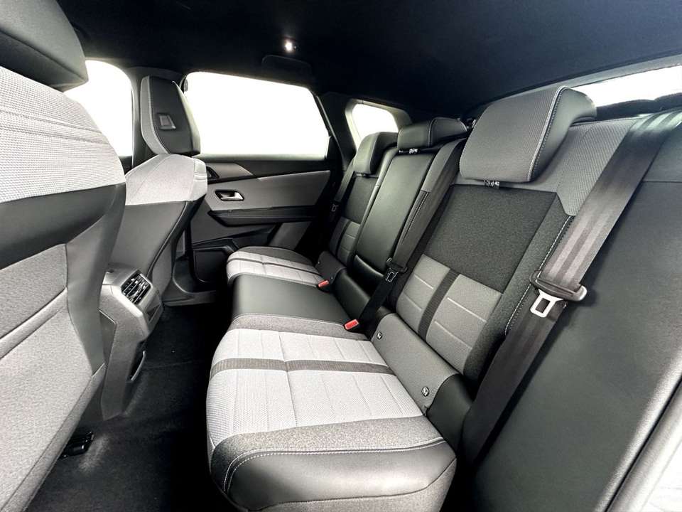 Opel Grandland - Imagem 13