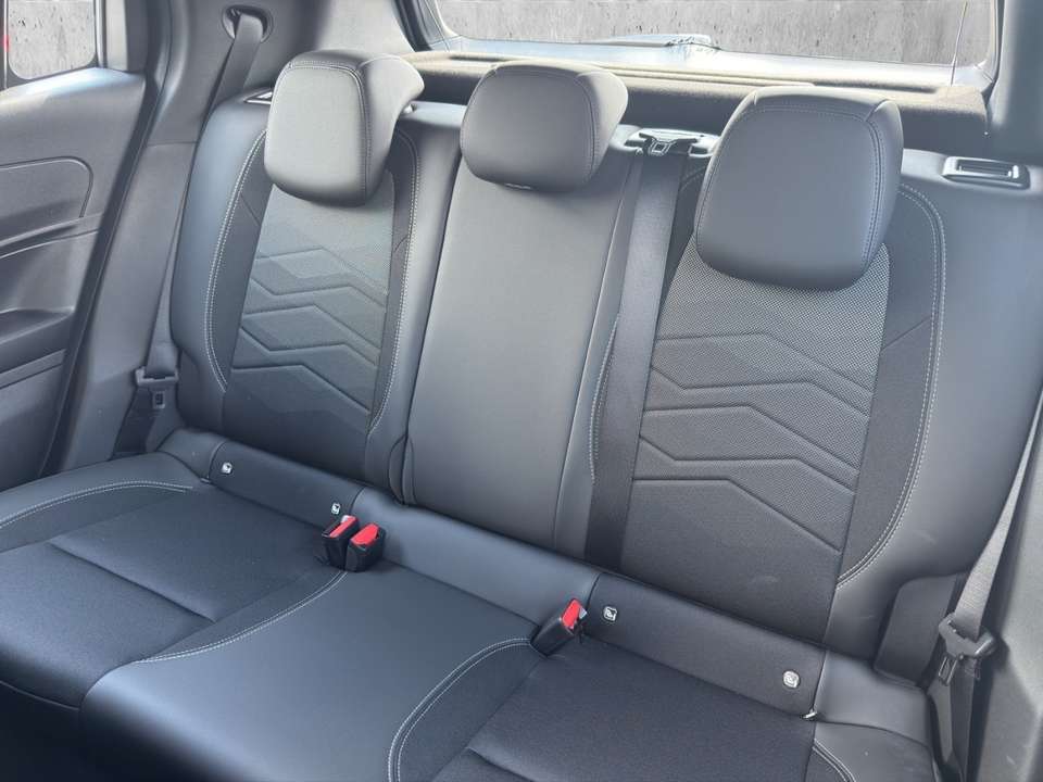 Jeep Avenger - Imagem 14