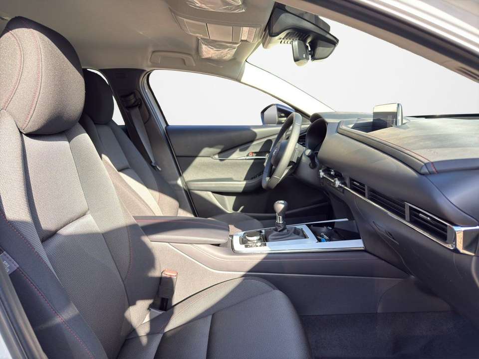 Mazda CX-30 - Imagem 10