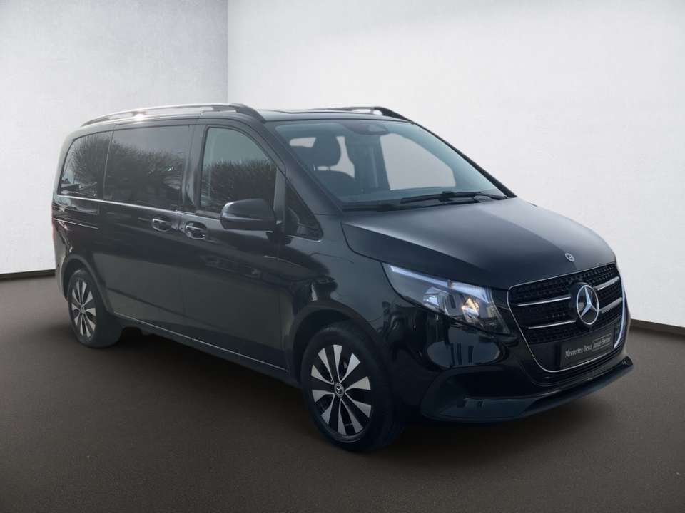 Mercedes-Benz V 220 - Imagem 6