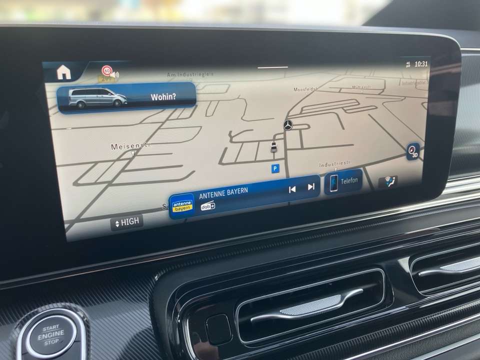 Mercedes-Benz V 220 - Imagem 14