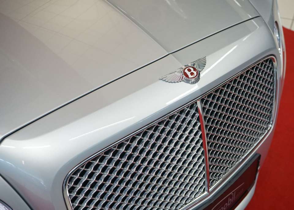 Bentley Flying Spur - Imagem 15