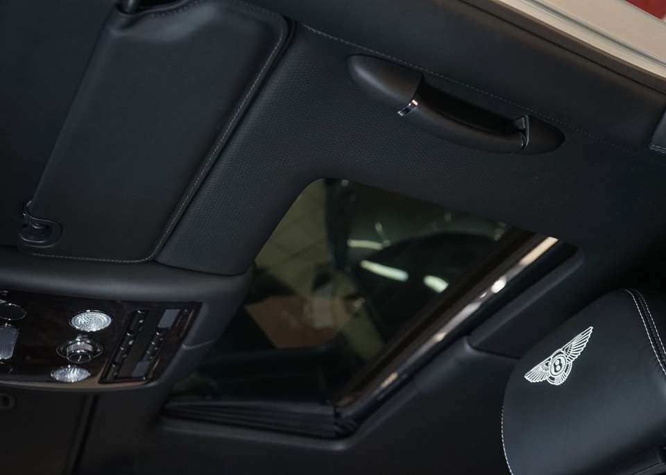 Bentley Flying Spur - Imagem 18