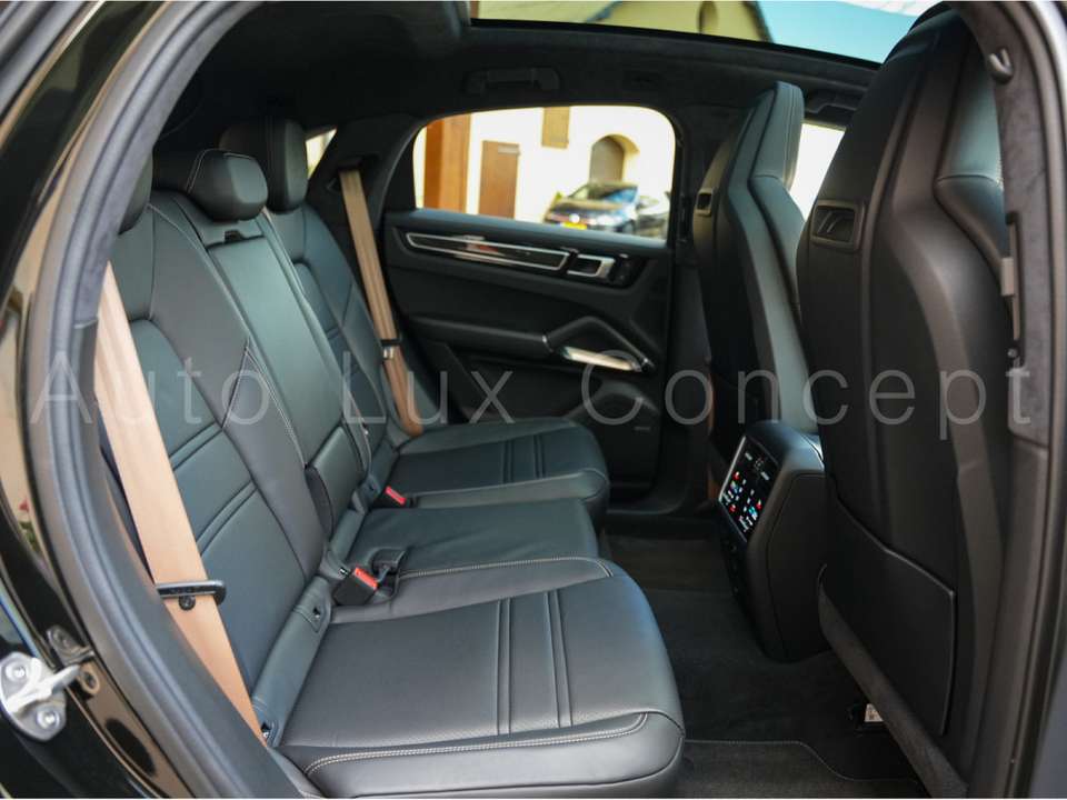 Porsche Cayenne - Imagem 8