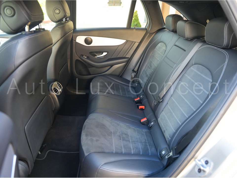 Mercedes-Benz GLC 300 - Imagem 9