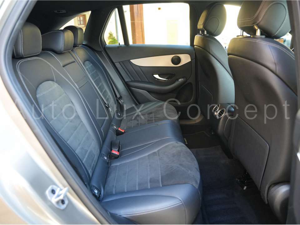 Mercedes-Benz GLC 300 - Imagem 10